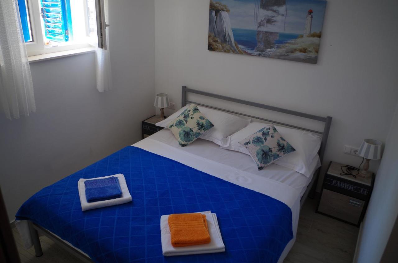 Apartments By The Sea Slatine, Ciovo - 14158 Exterior photo